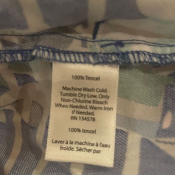 Vineyard Vines Women's Harbor Scene Print Foley Shorts Marlin  Blue  size 2 - Picture 3 of 4